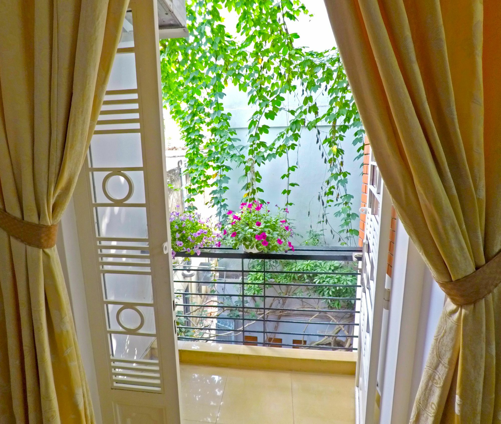 Drop By Saigon Guesthouse Хошимін Екстер'єр фото